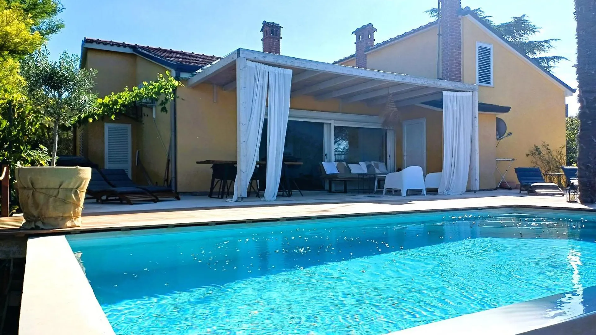 Villa Casa B Mit Meerblick Und Pool Tar-Vabriga